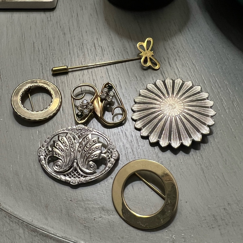 Brooch & Stick Pin Bundle. Vintage
